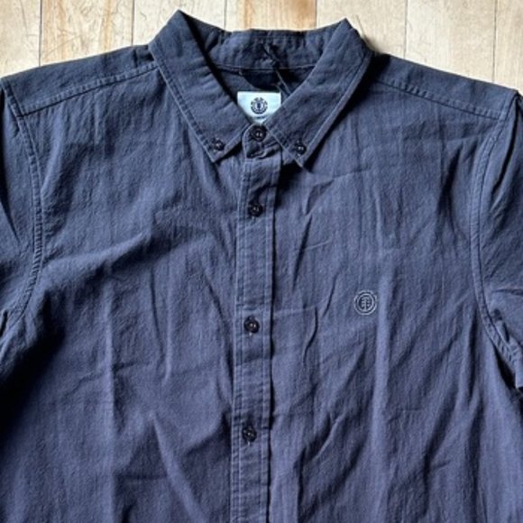 Men's Short Sleeve Shirt - Picture 2 of 4